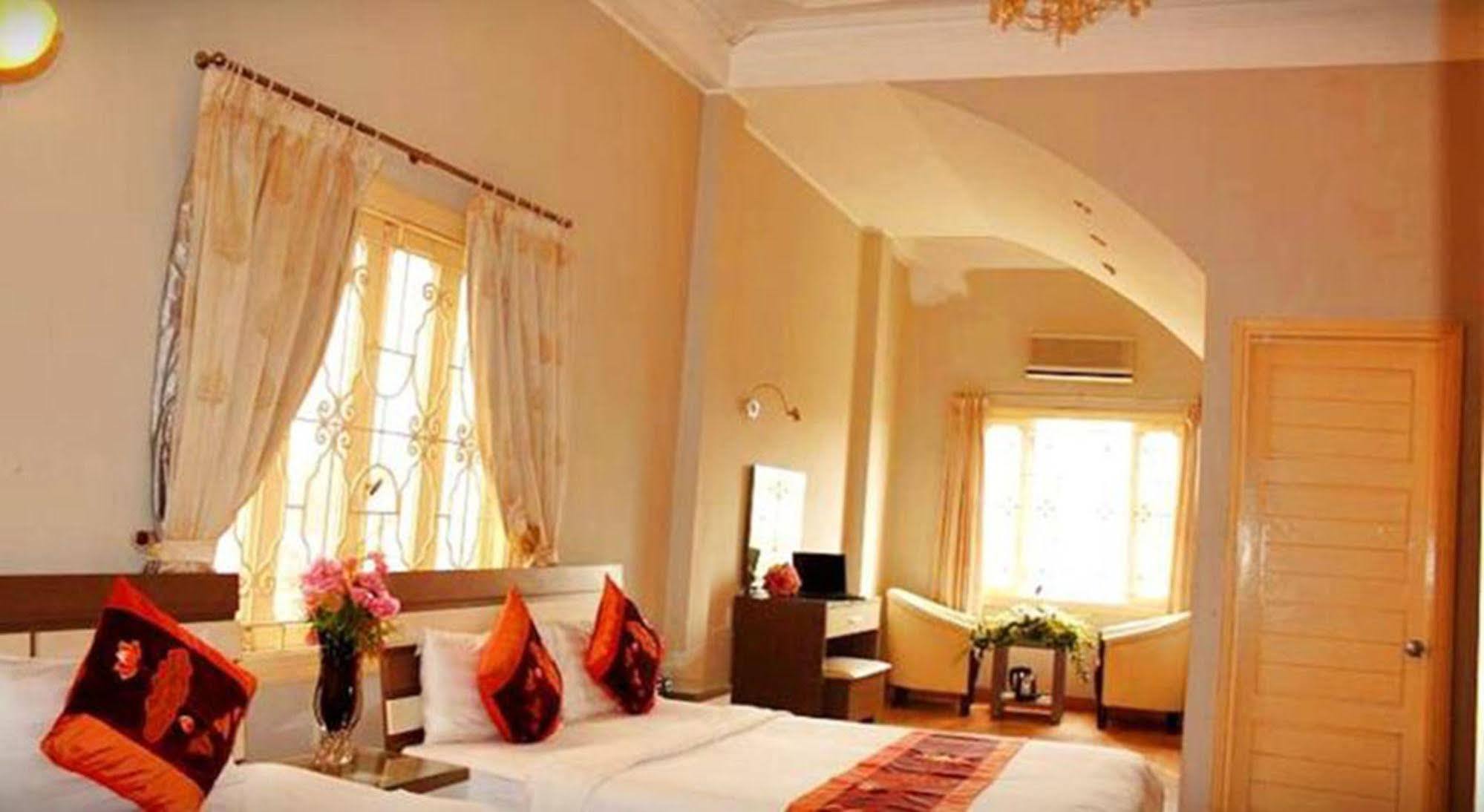 Hanoi Little Center Hotel ภายนอก รูปภาพ